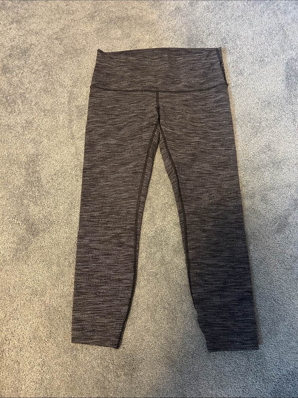 Lululemon Gray capri leggings